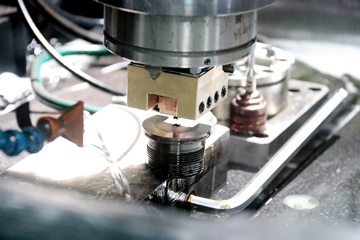 Trial molding and debugging